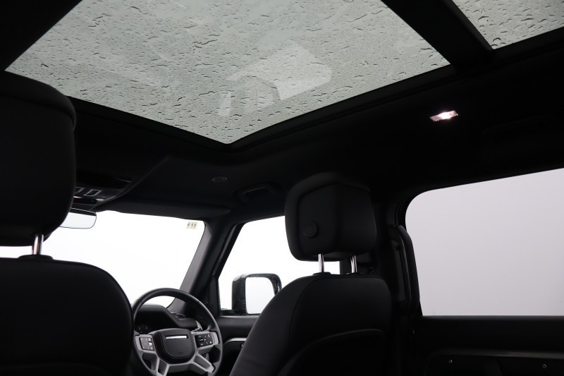 2025 (74) LAND ROVER DEFENDER 3.0 D350 X-Dynamic HSE 110 5dr Auto [7 Seat] 5149094