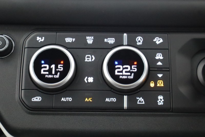 2025 (74) LAND ROVER DEFENDER 3.0 D350 X-Dynamic HSE 110 5dr Auto [7 Seat] 5149102