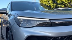 VOLKSWAGEN TIGUAN 2.0 TDI R-Line 5dr DSG 4911347