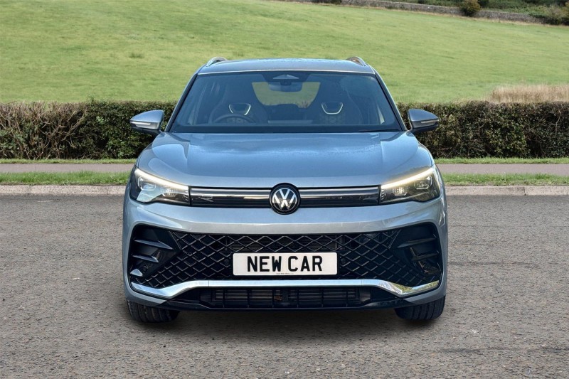  VOLKSWAGEN TIGUAN 2.0 TDI R-Line 5dr DSG 4911321