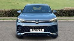 VOLKSWAGEN TIGUAN 2.0 TDI R-Line 5dr DSG 4911321