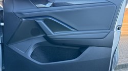 VOLKSWAGEN TIGUAN 2.0 TDI R-Line 5dr DSG 4911325