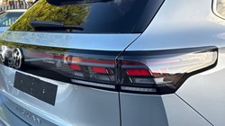 VOLKSWAGEN TIGUAN 2.0 TDI R-Line 5dr DSG 4911349