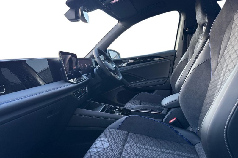  VOLKSWAGEN TIGUAN 2.0 TDI R-Line 5dr DSG 4911317