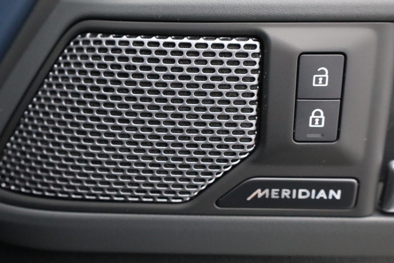 2024 (24) LAND ROVER DEFENDER 3.0 D250 X-Dynamic HSE 90 3dr Auto 5160051