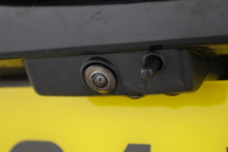 2024 (24) LAND ROVER DEFENDER 3.0 D250 X-Dynamic HSE 90 3dr Auto 5160031