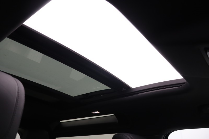 2024 (24) LAND ROVER DEFENDER 3.0 D250 X-Dynamic HSE 90 3dr Auto 5160066