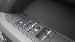 2024 (24) LAND ROVER DEFENDER 3.0 D250 X-Dynamic HSE 90 3dr Auto 5160037