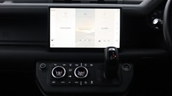 2024 (24) LAND ROVER DEFENDER 3.0 D250 X-Dynamic HSE 90 3dr Auto 5160047