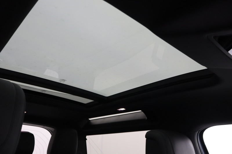 2024 (24) LAND ROVER DEFENDER 3.0 D250 X-Dynamic HSE 90 3dr Auto 5160041