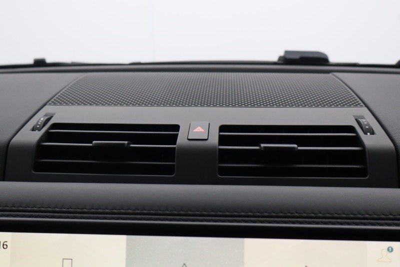 2024 (24) LAND ROVER DEFENDER 3.0 D250 X-Dynamic HSE 90 3dr Auto 5160058