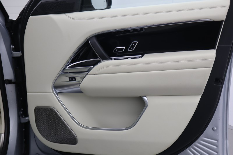 2023 (73) LAND ROVER RANGE ROVER 3.0 P550e Autobiography 4dr Auto 5122980