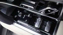 2023 (73) LAND ROVER RANGE ROVER 3.0 P550e Autobiography 4dr Auto 5122982