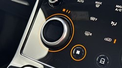 2021 (21) LAND ROVER RANGE ROVER EVOQUE 2.0 D200 R-Dynamic S 5dr Auto 5177159