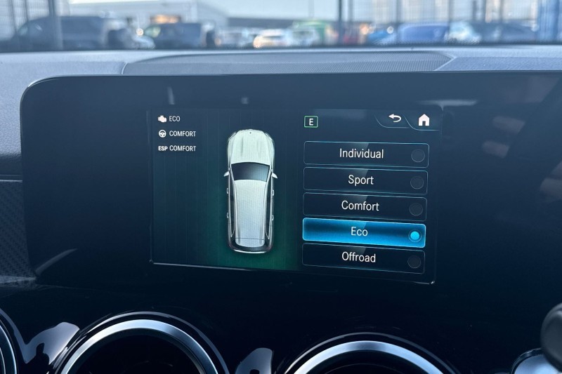 2022 (22) MERCEDES-BENZ GLB 220d 4Matic AMG Line 5dr 8G-Tronic 5191199