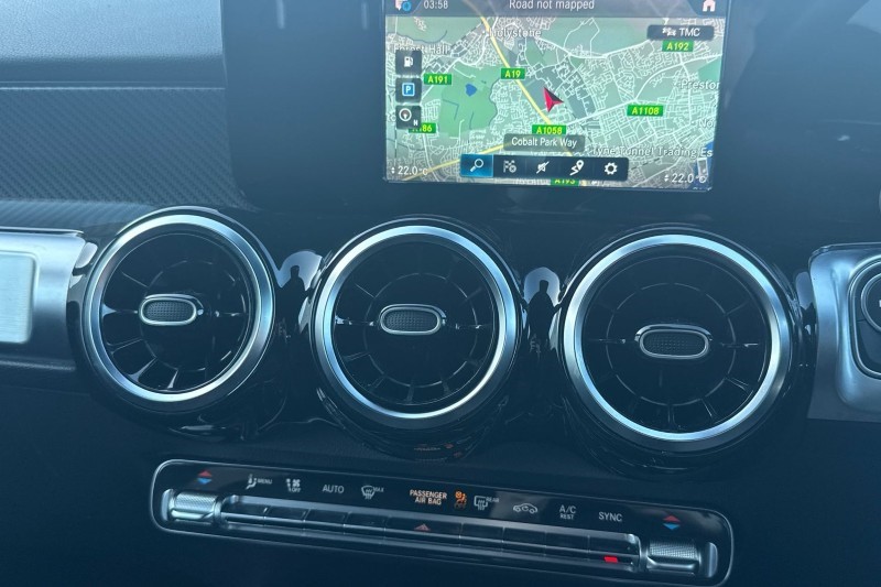 2022 (22) MERCEDES-BENZ GLB 220d 4Matic AMG Line 5dr 8G-Tronic 5191201