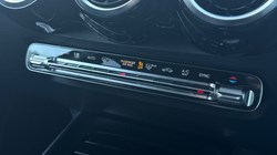 2022 (22) MERCEDES-BENZ GLB 220d 4Matic AMG Line 5dr 8G-Tronic 5191198