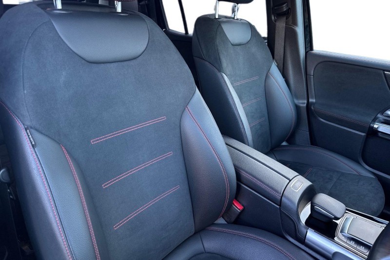 2022 (22) MERCEDES-BENZ GLB 220d 4Matic AMG Line 5dr 8G-Tronic 5191192