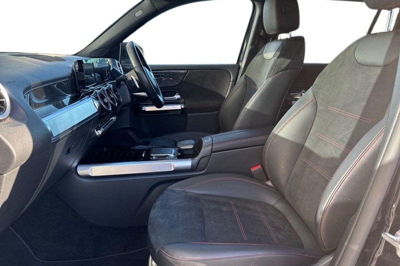 2022 (22) MERCEDES-BENZ GLB 220d 4Matic AMG Line 5dr 8G-Tronic 5191170