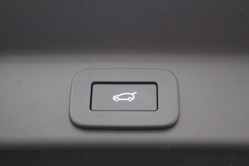 2024 (74) JAGUAR F-PACE 2.0 P400e R-Dynamic HSE Black 90th Anniv 5dr Auto 5150484