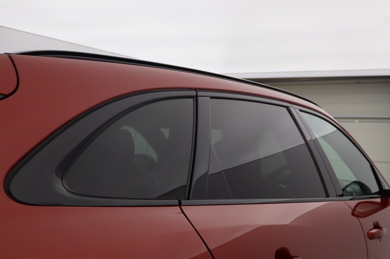 2024 (74) JAGUAR F-PACE 2.0 P400e R-Dynamic HSE Black 90th Anniv 5dr Auto 5150472