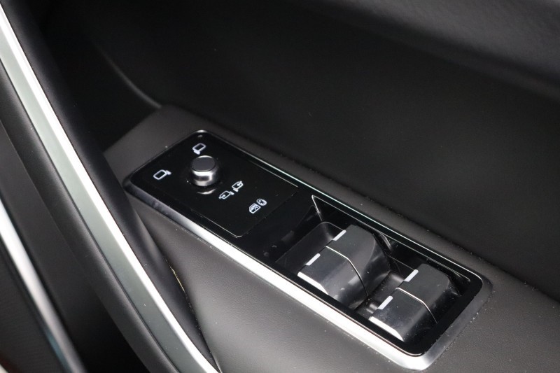 2024 (74) JAGUAR F-PACE 2.0 P400e R-Dynamic HSE Black 90th Anniv 5dr Auto 5150510