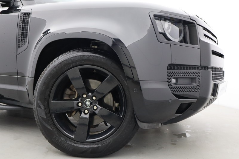 2020 (70) LAND ROVER DEFENDER 2.0 D240 SE 110 5dr Auto [7 Seat] 5128700