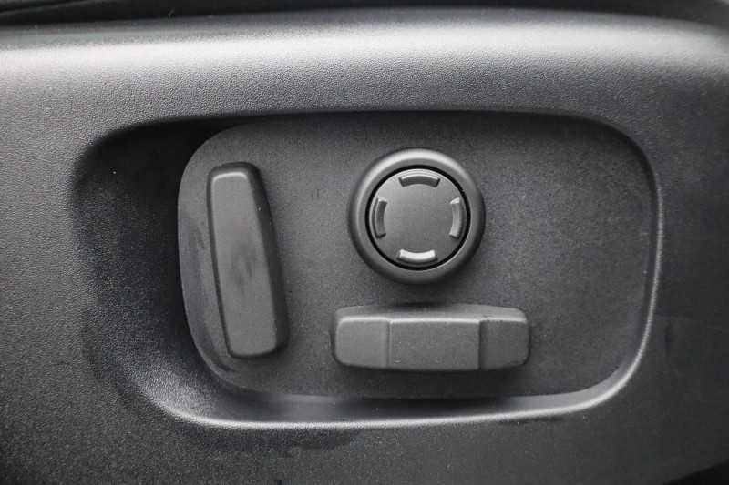 2024 (24) LAND ROVER RANGE ROVER VELAR 2.0 D200 MHEV Dynamic SE 5dr Auto 5146282