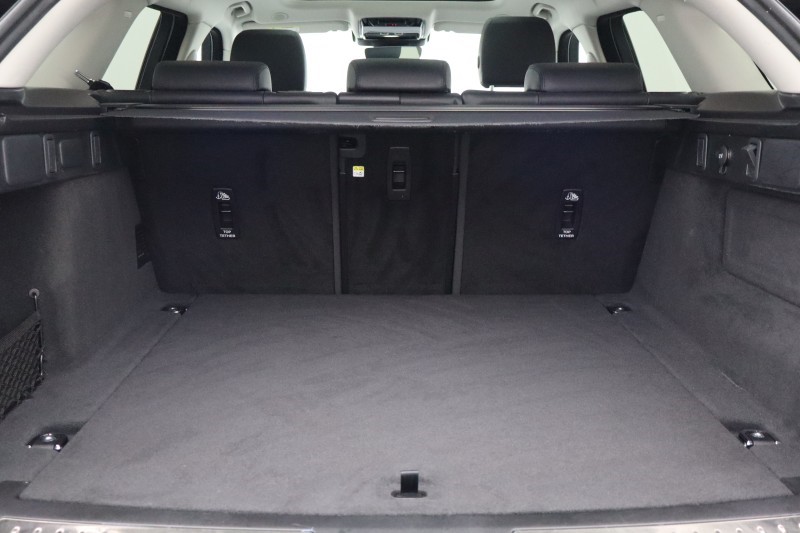 2024 (24) LAND ROVER RANGE ROVER VELAR 2.0 D200 MHEV Dynamic SE 5dr Auto 5146269