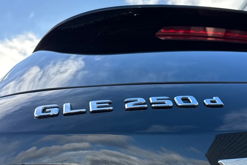 2017 (67) MERCEDES-BENZ GLE 250d 4Matic AMG Line 5dr 9G-Tronic 5176228