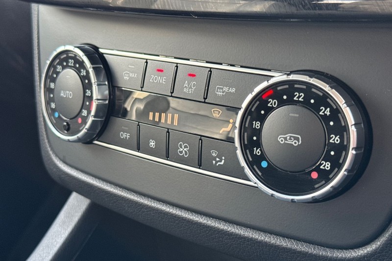 2017 (67) MERCEDES-BENZ GLE 250d 4Matic AMG Line 5dr 9G-Tronic 5176217