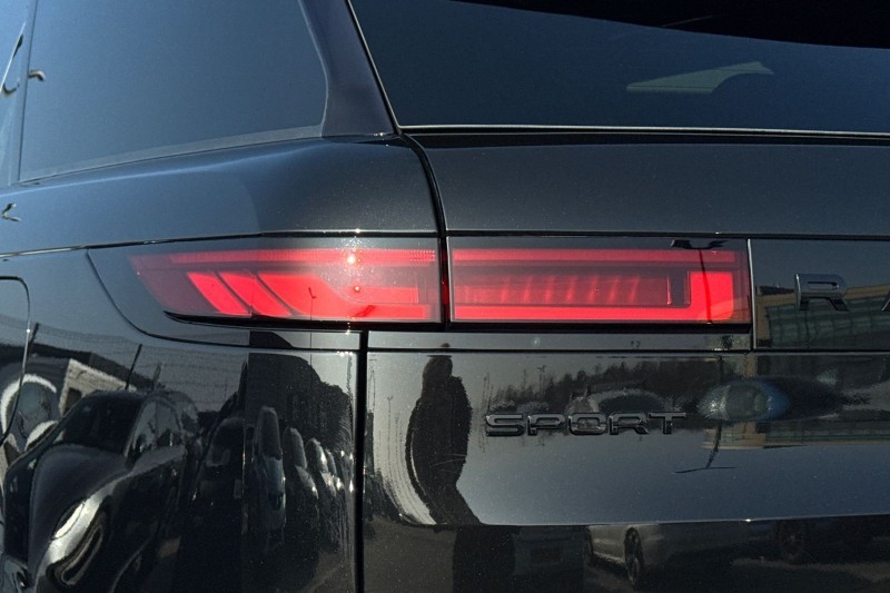 2023 (72) LAND ROVER RANGE ROVER SPORT 3.0 P510e First Edition 5dr Auto 5139264