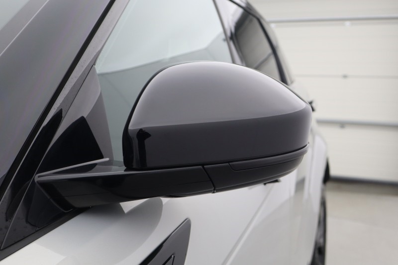 2023 (23) LAND ROVER RANGE ROVER EVOQUE 2.0 D200 R-Dynamic SE 5dr Auto 5125177