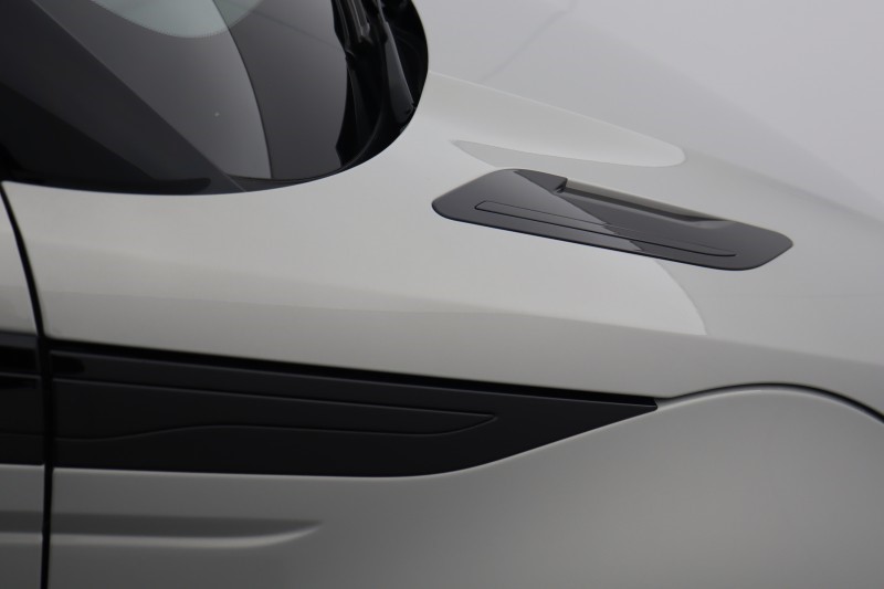 2023 (23) LAND ROVER RANGE ROVER EVOQUE 2.0 D200 R-Dynamic SE 5dr Auto 5125170