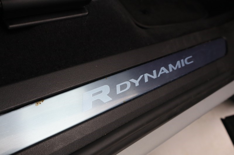 2023 (23) LAND ROVER RANGE ROVER EVOQUE 2.0 D200 R-Dynamic SE 5dr Auto 5125182