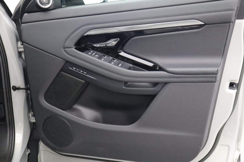 2023 (23) LAND ROVER RANGE ROVER EVOQUE 2.0 D200 R-Dynamic SE 5dr Auto 5125175