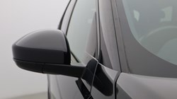 2019 (19) LAND ROVER DISCOVERY SPORT 2.0 D180 R-Dynamic SE 5dr Auto 5136082