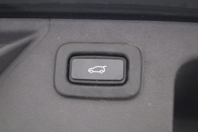 2019 (19) LAND ROVER DISCOVERY SPORT 2.0 D180 R-Dynamic SE 5dr Auto 5136097