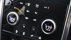 2019 (19) LAND ROVER DISCOVERY SPORT 2.0 D180 R-Dynamic SE 5dr Auto 5136111