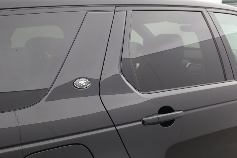 2019 (19) LAND ROVER DISCOVERY SPORT 2.0 D180 R-Dynamic SE 5dr Auto 5136083