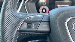 2025 (25) AUDI Q5 50 TFSI e Quattro Black Edition 5dr S Tronic 5143051