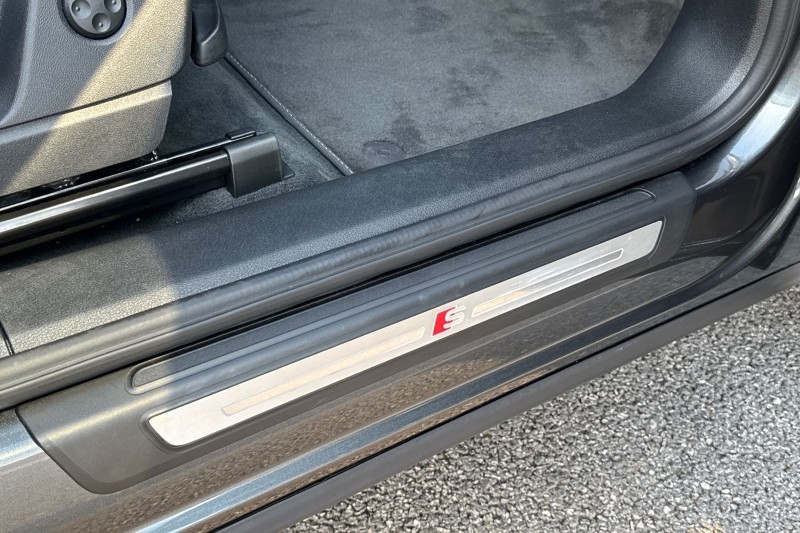 2025 (25) AUDI Q5 50 TFSI e Quattro Black Edition 5dr S Tronic 5143058