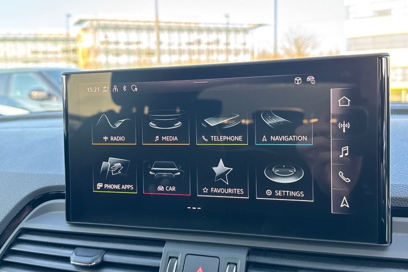 2025 (25) AUDI Q5 50 TFSI e Quattro Black Edition 5dr S Tronic 5143053