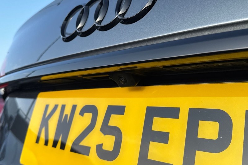 2025 (25) AUDI Q5 50 TFSI e Quattro Black Edition 5dr S Tronic 5143061