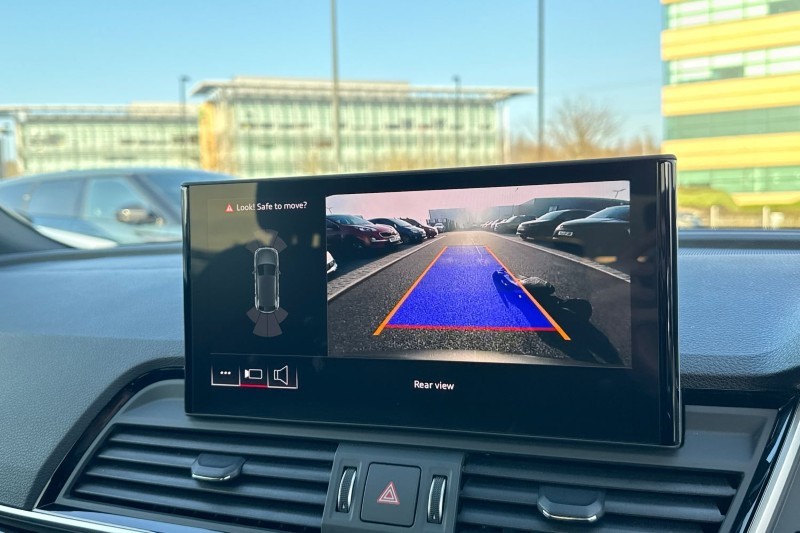 2025 (25) AUDI Q5 50 TFSI e Quattro Black Edition 5dr S Tronic 5143037