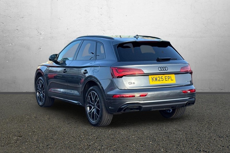 2025 (25) AUDI Q5 50 TFSI e Quattro Black Edition 5dr S Tronic