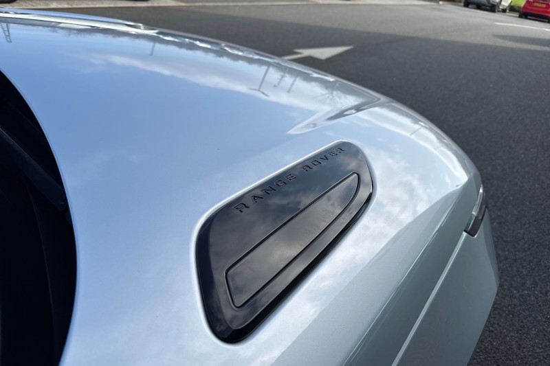 2025 (25) LAND ROVER RANGE ROVER VELAR 2.0 D200 MHEV Dynamic SE 5dr Auto 5154597