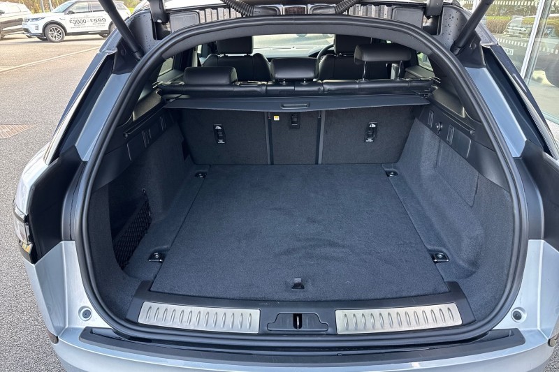 2025 (25) LAND ROVER RANGE ROVER VELAR 2.0 D200 MHEV Dynamic SE 5dr Auto 5154587