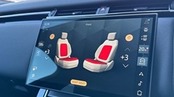 2025 (25) LAND ROVER RANGE ROVER VELAR 2.0 D200 MHEV Dynamic SE 5dr Auto 5154609