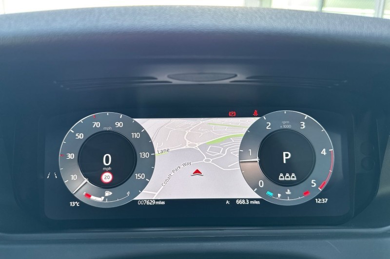 2025 (25) LAND ROVER RANGE ROVER VELAR 2.0 D200 MHEV Dynamic SE 5dr Auto 5154593